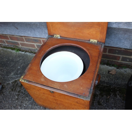 545 - A 19th mahogany box commode stool with liner, 17 1/4