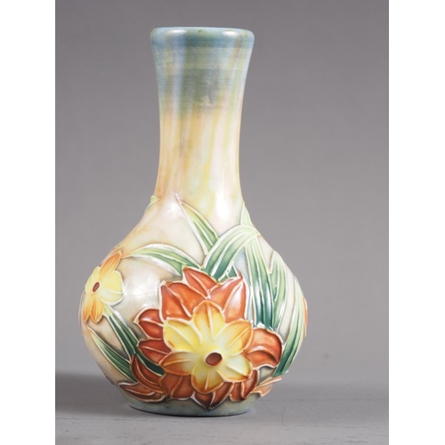 7 - A miniature vase with daffodil design, 4