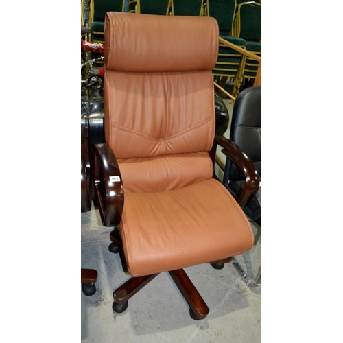 463 - Tan Executive Chair