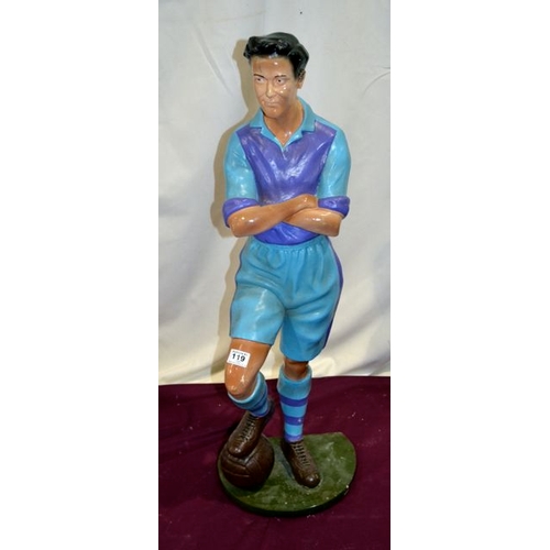 119 - Vintage Style Footballer