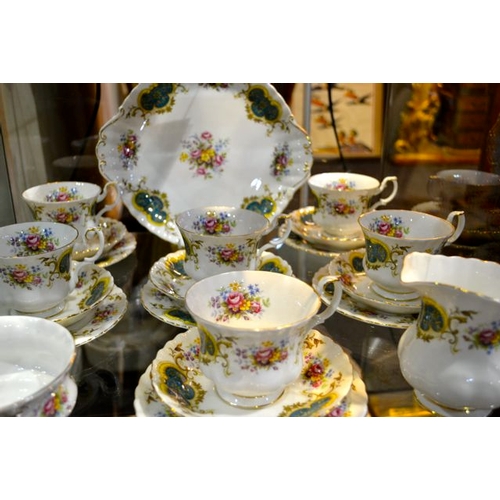 156A - Royal Albert Berkley 21 Piece Teaset