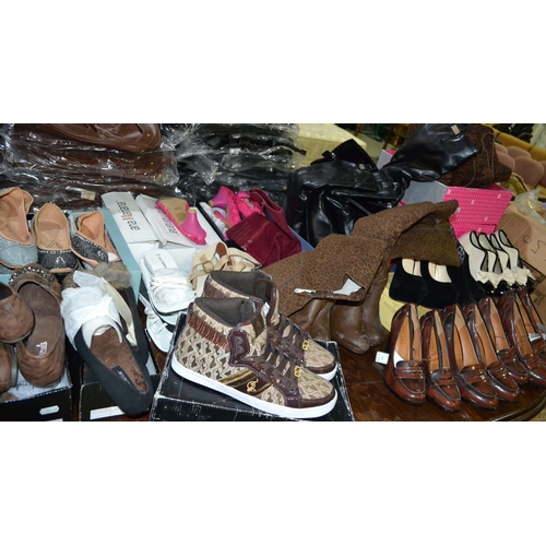 170 - Large Quantity of Shoes & Boots