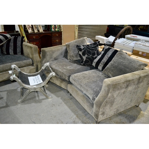 543 - Grey Contemporary Suite - Corner + 2 Seater