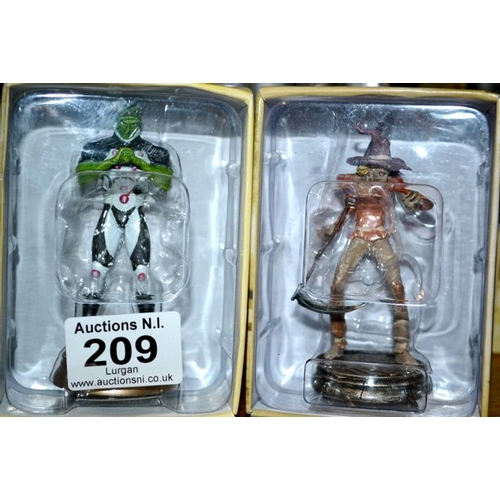 209 - DC Comics Figure x 2