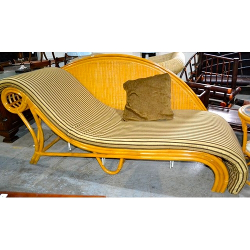 213 - Rattan Chaise