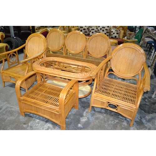 290 - Rattan 3 Piece Suite with Coffee Table & Stool