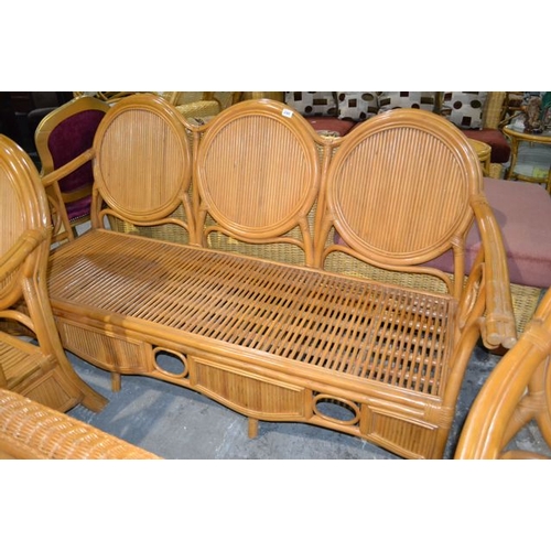 290 - Rattan 3 Piece Suite with Coffee Table & Stool