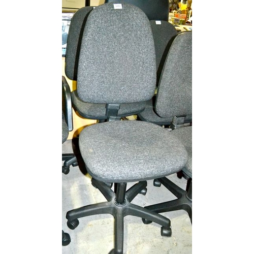 380 - Office Swivel Chair