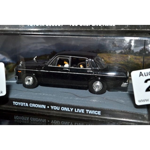 211 - 007 Model - Toyota Crown - You Only Live Twice