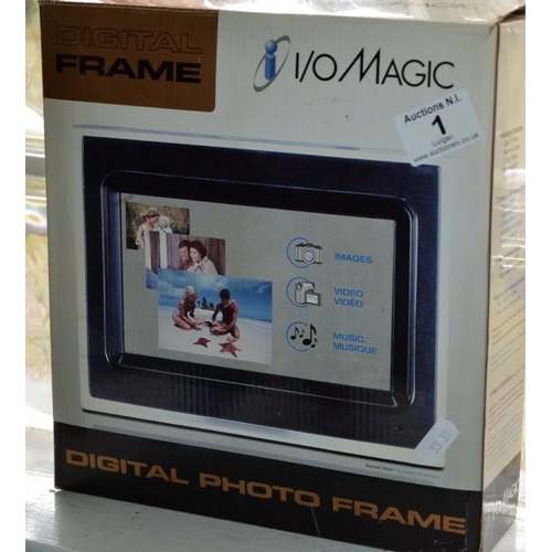 1 - Digital Photo Frame