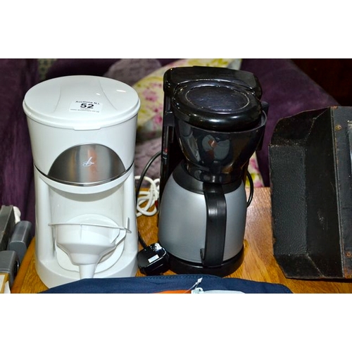 52 - 2x Coffee Maker Machine