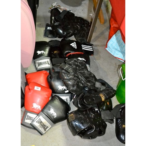 97 - Collection of Boxing Gear