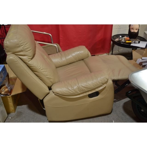 598 - Reclining Armchair