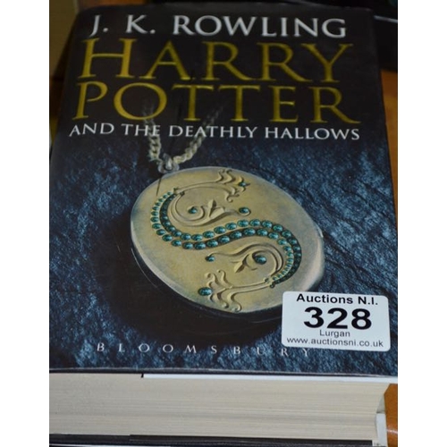 328 - Harry Potter & The Deathly Hollows 1st Ed