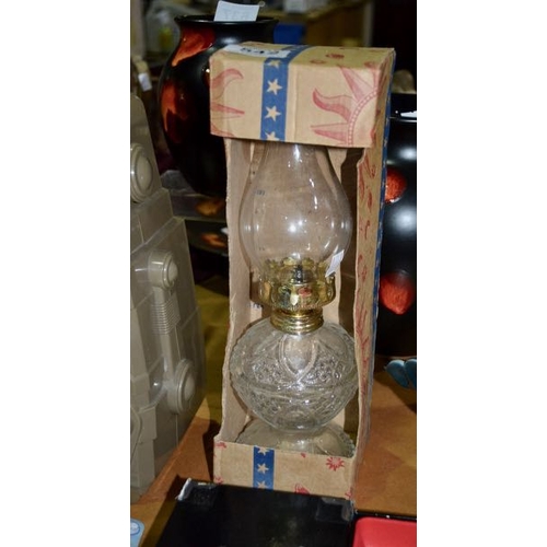 542 - Clear Glass Oil Lamp - Boxed