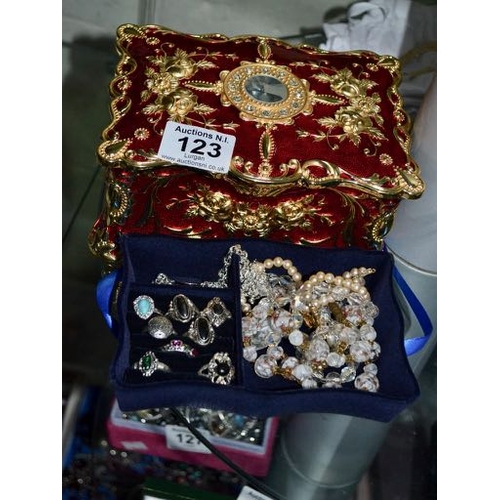 Lot 123       