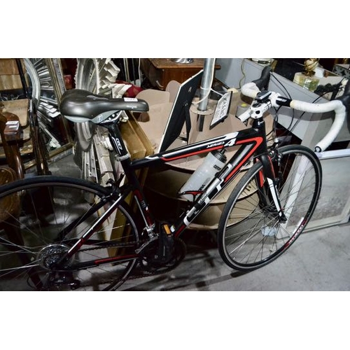 194 - GT 4 Series Aluminium Racing Bicycle