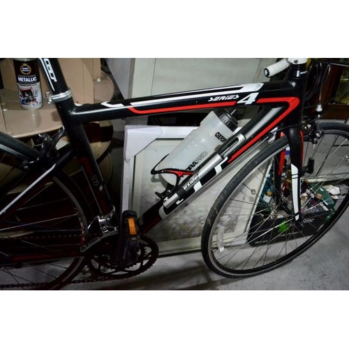 194 - GT 4 Series Aluminium Racing Bicycle