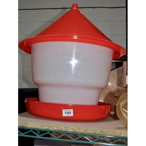 198 - Large Poultry Feeder
