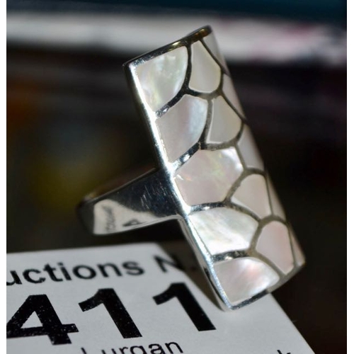 411 - Silver Mother of Pearl Ring