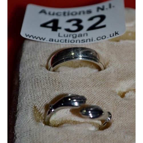 432 - Silver Band + Silver Hugging Hands Ring