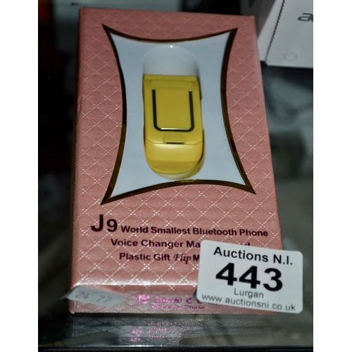 443 - J9 World smallest bluetooth phone voice changer mini flip phone
