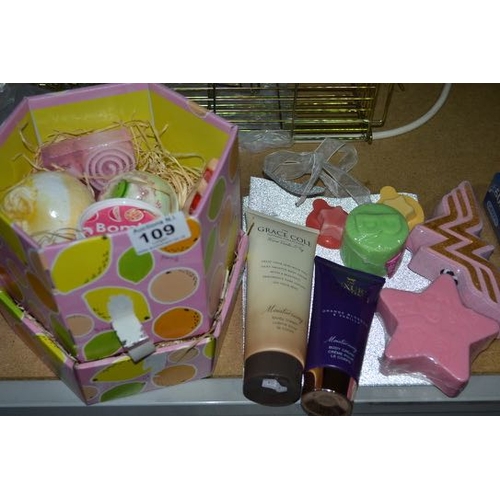 109 - Bath Bomb Gift Set + Another