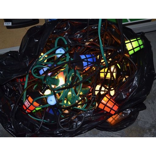 114 - Christmas Lantern Lights