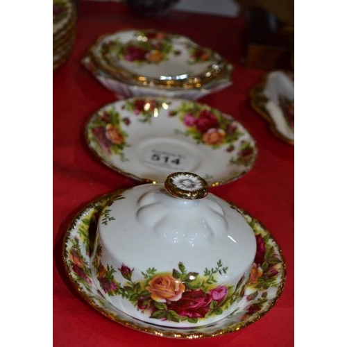 514 - Royal Albert Old Country Rose Butter Dish + 4 Plates