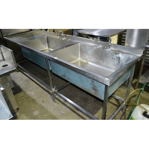 601B - Stainless Steel Double Sink With Drainer 270cm x 75cm x 95cm