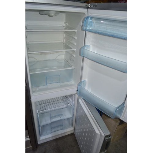 547 - Lec Fridge Freezer Silver