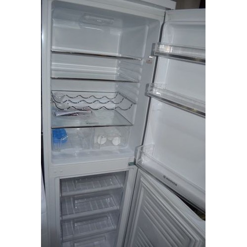 550 - Hoover Fridge Freezer White