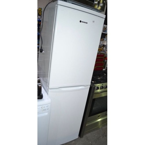 550 - Hoover Fridge Freezer White