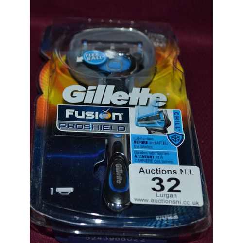 32 - Gilette Fusion Proshield