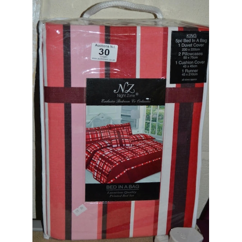 30 - King Size 5 Pc Bed In A Bag Set