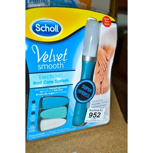 952 - Scholl Velevet Smooth nail care System