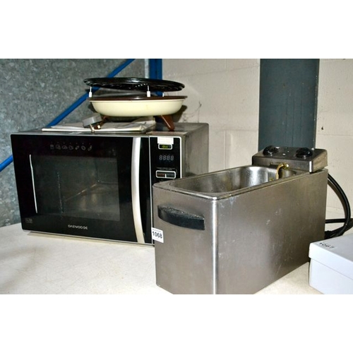 1068 - Stainless Steel Fryer, Microwave + Food Warmer