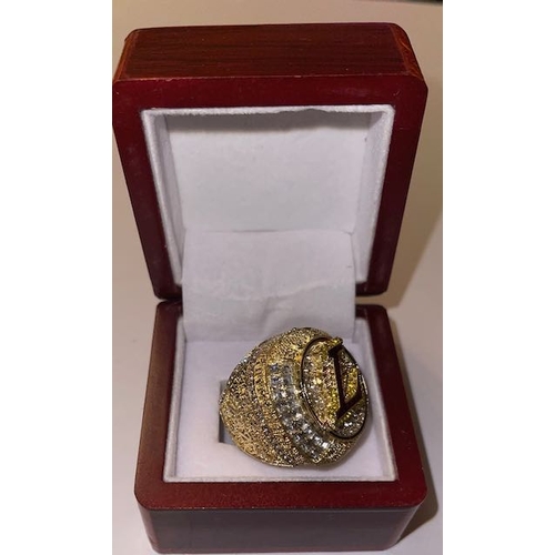 220 - 2020 Lakers James Championship Ring - Fan Souvenir in Wooden Box