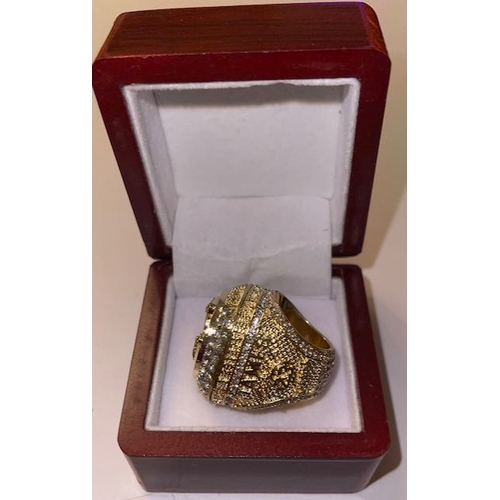 220 - 2020 Lakers James Championship Ring - Fan Souvenir in Wooden Box