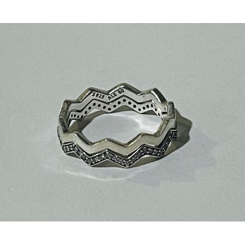 305 - Pandora Chevron Interlocking Rings