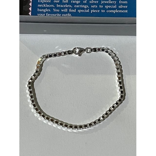 277 - Silver Cube Link Bracelet