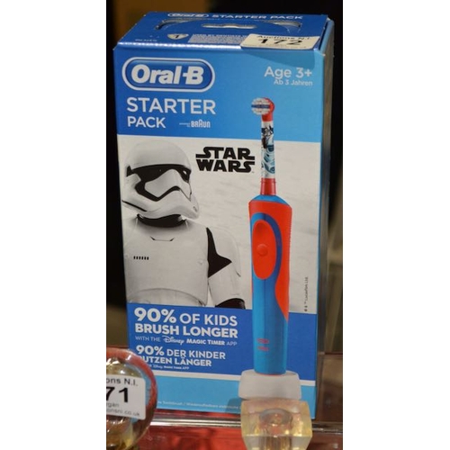 172 - Oral B Starwars Starter Pack