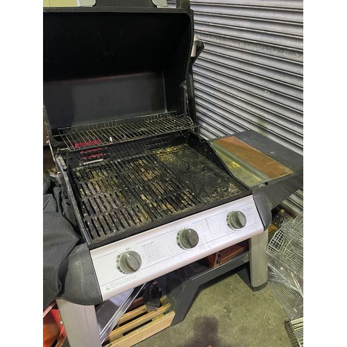 341F - Outback Titanium Barbecue