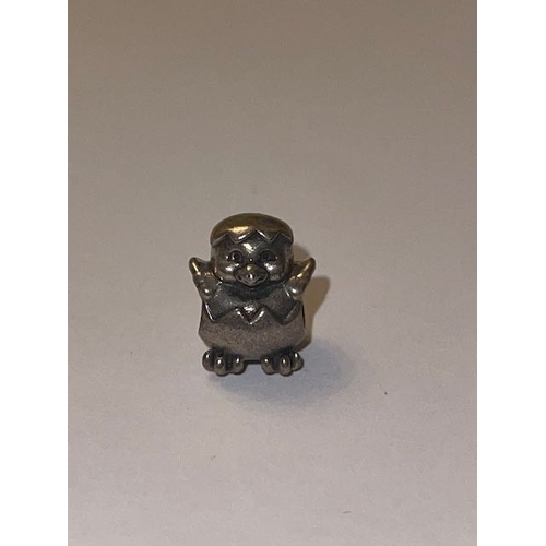 4341 - Pandora Easter Chick Hatching Charm