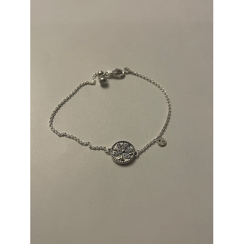 4350 - Pandora Sparkling Tree Slider Bracelet