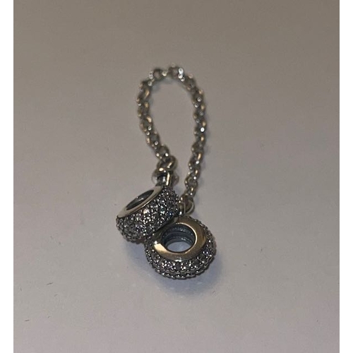 4367 - Pandora Sparkling Pavé Safety Chain