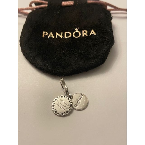 4368 - Pandora Harry Potter Gryffindor Charm