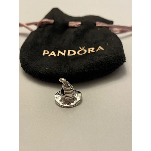 4396 - Pandora Harry Potter Sorting Hat Charm