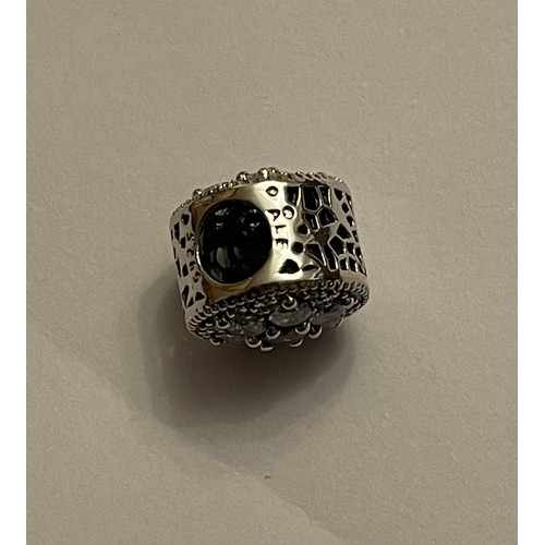 4387 - Pandora Sparkle Flower Charm