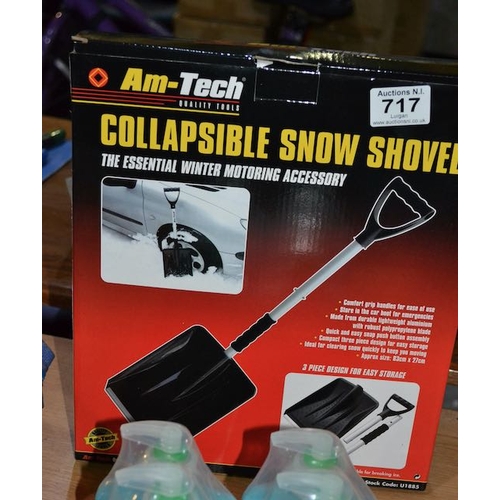 717 - Am Tech Collapsable Snow Shovel